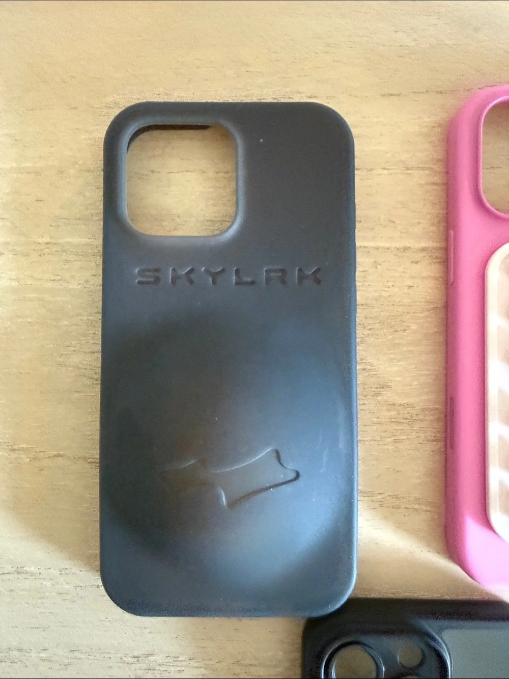 Phone Case Bundle - Black and Pink 16 pro max